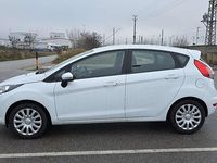 Gebraucht Ford Fiesta Trend 75 PS (55 kW) 2013 Weiß Limousine