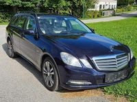Gebraucht Mercedes E220 170 PS (125 kW) 2010 Blau Kombi