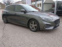 Gebraucht Ford Focus ST-Line 120 PS (88 kW) 2018 Grau Limousine