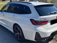 Gebraucht BMW 320 M Sport 163 PS (119 kW) 2024 Weiß Kombi