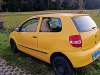 Gebraucht VW Fox 54 PS (39 kW) 2005 Gelb Kleinwagen