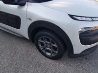 gebraucht Citroën C4 Cactus 1,2 VTI82 Shine