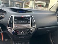 gebraucht Hyundai i20 1,25 Life UpGrade