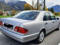 gebraucht Mercedes E200 Classic, 2 Liter, Benziner, liebevoll gepflegt