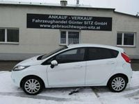 Gebraucht Ford Fiesta Trend 60 PS (44 kW) 2011 Weiß Kleinwagen