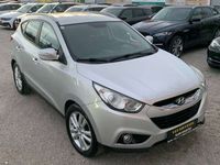 gebraucht Hyundai ix35 20 CRDi Aut. Style 4WD **1-Besitz*Teilleder*AHK**