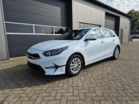 Neu Kia Ceed Vision 140 PS (102 kW) 2025 Weiß Kleinwagen