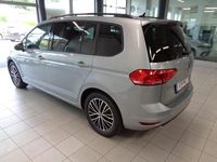 Neu VW Touran 150 PS (110 kW) 2025 Silber  metallic Van / Kleinbus