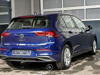 Gebraucht VW Golf VIII Life 110 PS (80 kW) 2023 Blau Limousine