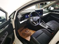 gebraucht VW Golf VIII Variant Life mHeV DSG