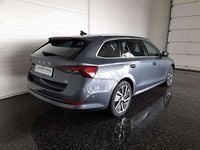 gebraucht Skoda Octavia Combi STYLE IV DSG *LEDER MIT SITZBELÜFTUN / MA...