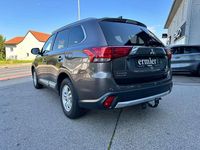 gebraucht Mitsubishi Outlander 2.2 Di-D AS&G Intense HÄNDLERFAHRZEUG!