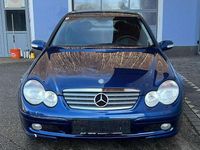Gebraucht Mercedes C200 163 PS (119 kW) 2001 Blau Coupé