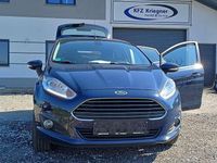 Gebraucht Ford Fiesta Titanium 75 PS (55 kW) 2016 Blau Kleinwagen