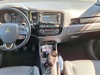 gebraucht Mitsubishi Outlander 2.2 DI-D 4WD Plus