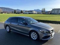 Gebraucht Mercedes CLA200 Shooting Brake 136 PS (100 kW) 2018 Grau Kombi