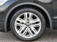 Gebraucht VW Tiguan R-line 150 PS (110 kW) 2021 Schwarz  metallicperleffektno SUV