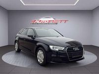 Gebraucht Audi A3 Basis 116 PS (85 kW) 2018 Schwarz Limousine