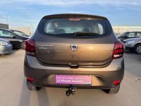 Gebraucht Dacia Sandero Lauréate 73 PS (53 kW) 2017 Braun Kleinwagen