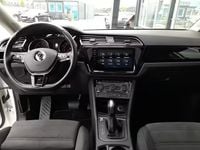 Gebraucht VW Touran 150 PS (110 kW) 2022 Oryxweißperlmutteffect Van / Kleinbus