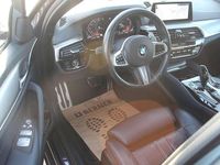 Gebraucht BMW 520 M Sport 190 PS (139 kW) 2020 Grau Kombi