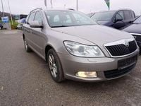 Gebraucht Skoda Octavia Ambiente 140 PS (102 kW) 2009 Grau Kombi