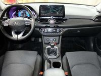 gebraucht Hyundai i30 1,0 T-GDI Feel Good_NAVI_PANO_SHZ_KLA