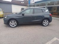 Neu Seat Arona FR 115 PS (84 kW) 2025 Dunkelblau  normal SUV