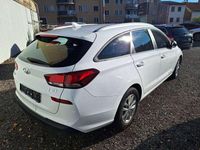Gebraucht Hyundai i30 116 PS (85 kW) 2020 Weiß Kombi