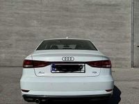 gebraucht Audi A3 1.6 TDI Limousine S tronic design
