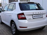 Gebraucht Skoda Fabia Ambition 60 PS (44 kW) 2022 Weiß Kleinwagen