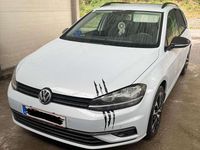 Gebraucht VW Golf VII Trendline 110 PS (80 kW) 2017 Weiß Kombi