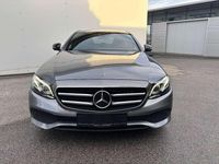 gebraucht Mercedes E400 4MATIC Limousine KeyGo PTS Shz eHeck AIR