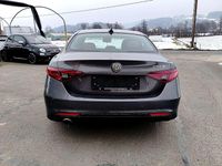 gebraucht Alfa Romeo Giulia Super 20 200 AT RWD Sonderpreis !