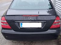 Gebraucht Mercedes E200 Classic 122 PS (89 kW) 2006 Schwarz Limousine