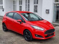 Gebraucht Ford Fiesta Trend 60 PS (44 kW) 2013 Rot Kleinwagen