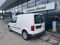 Gebraucht VW Caddy 75 PS (55 kW) 2020 Weiss  normal Van / Kleinbus