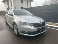 gebraucht Skoda Octavia Combi 20 TDI Style DSG