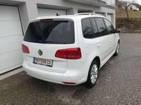 Gebraucht VW Touran Comfortline 140 PS (102 kW) 2014 Van / Kleinbus