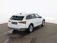 Gebraucht Skoda Octavia Scout 4x4 200 PS (147 kW) 2022 Weiß Kombi