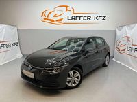 Gebraucht VW Golf Life 116 PS (85 kW) 2022 Grau Limousine
