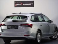 gebraucht Skoda Octavia Combi 2,0 TDI 4x4 Ambition DSG