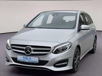 Gebraucht Mercedes B200 Urban 136 PS (100 kW) 2015 Silber Van / Kleinbus