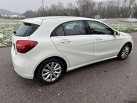 Gebraucht Mercedes A180 109 PS (80 kW) 2017 Limousine