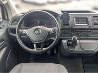 Gebraucht VW Multivan Trendline 150 PS (110 kW) 2017 Weiß Van