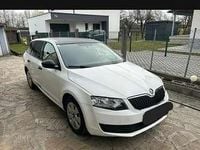 Gebraucht Skoda Octavia Ambition 105 PS (77 kW) 2015 Kleinwagen