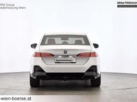 Gebraucht BMW 530e Efficient Dynamics 299 PS (219 kW) 2024 Weiß Limousine