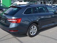 gebraucht Skoda Superb SuperbCombi 2,0 TDI DSG ACC LED NAVI 1. Besitz