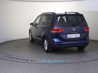 Gebraucht VW Touran Comfortline 150 PS (110 kW) 2022 Dunkelblau  metallic Van / Kleinbus