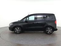 Gebraucht Mercedes T180 116 PS (85 kW) 2024 Schwarz Van / Kleinbus